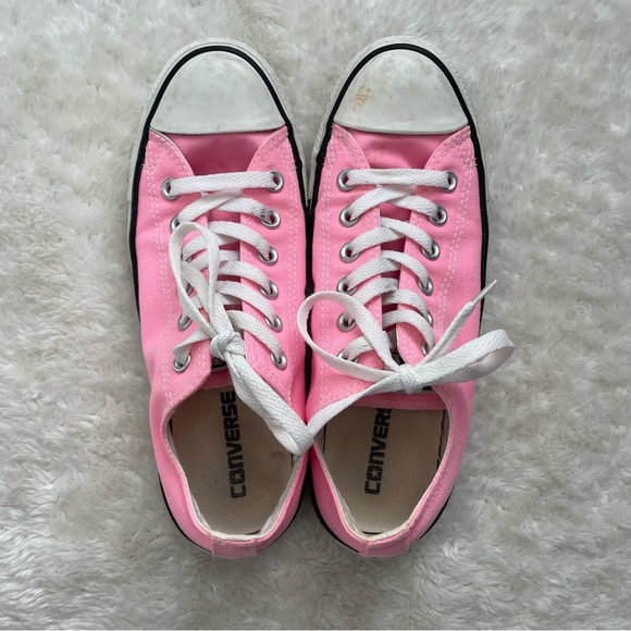 Converse Barbie pink Women’s 8/ men’s 6 - Picture 3 of 6